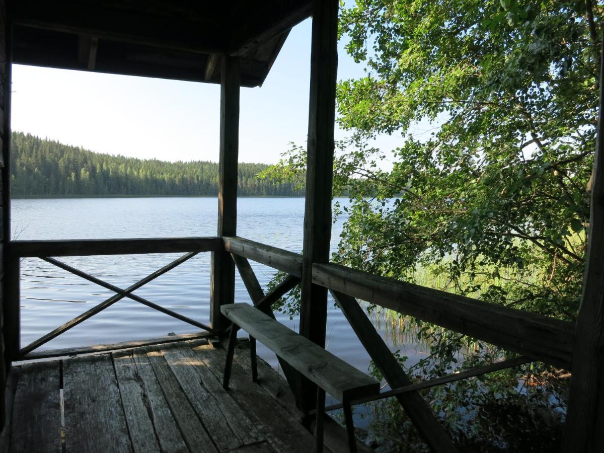 Vanha-Pälsilä lakeside farm Kuhmoinen Exteriör bild